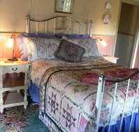 The Witches Garden - Cottage on the Creek - Accommodation 4U