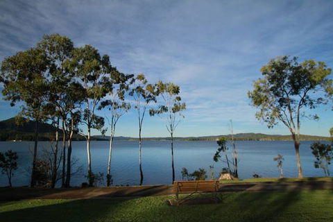 Tinaroo Lake Resort - Holiday Apartments - Accommodation 4U 5