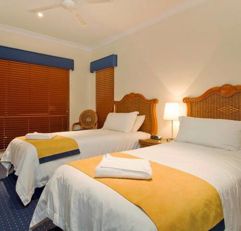 Tinaroo Lake Resort - Holiday Apartments - Accommodation 4U 8