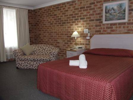 Town & Country Motor Inn Tamworth - Accommodation 4U 2