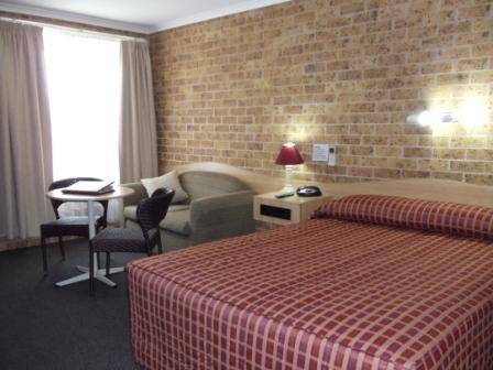 Town & Country Motor Inn Tamworth - Accommodation 4U 4