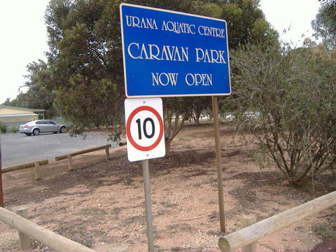 Urana Caravan Park & Aquatic Centre - Accommodation 4U 2