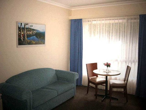 Victoria Lodge Motor Inn & Serviced Apartments - Accommodation 4U 0
