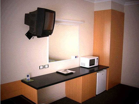 Victoria Lodge Motor Inn & Serviced Apartments - Accommodation 4U 3