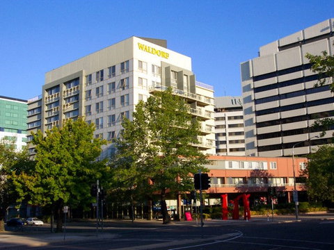 Waldorf Apartment Hotel Canberra - Accommodation 4U 1