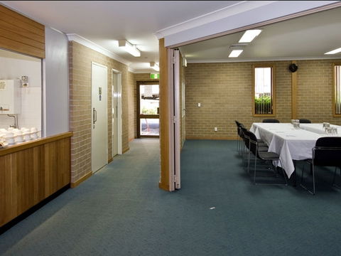 Wesley Lodge - Accommodation 4U 3