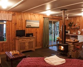 Balingup Heights Hilltop Forest Cottages - Accommodation 4U 3
