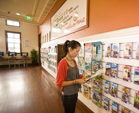 Perth City YHA - Accommodation 4U 1