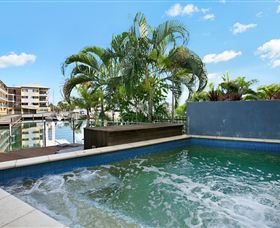 Bay View Luxury Waterfront Villa - Accommodation 4U 2