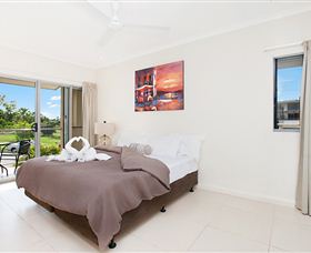Bay View Luxury Waterfront Villa - Accommodation 4U 5