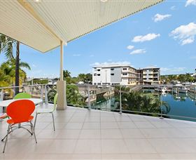 Bay View Luxury Waterfront Villa - Accommodation 4U 7