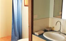 Catalina Motel Lake Macquarie - Toronto - Accommodation 4U 3