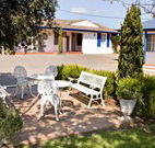 Colonial Motel and Apartments - Accommodation 4U