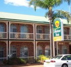 Hamiltons Henry Parkes Motor Inn - Accommodation 4U