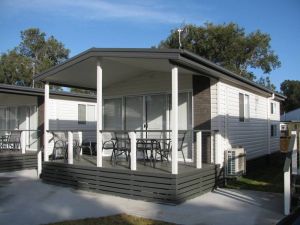 Lakeview Tourist Park - Accommodation 4U 1