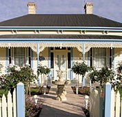 Carrington House - Accommodation 4U