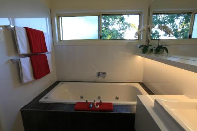 Holmwood Guest House - Accommodation 4U 9