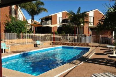 Anchor Bell Holiday Apartments - Accommodation 4U 5