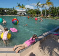 Kurrimine Beach Holiday Park - Accommodation 4U