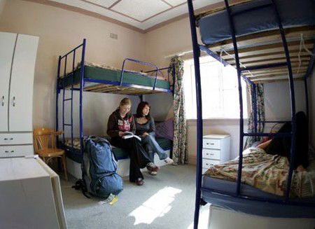 The Palms Backpackers - Accommodation 4U 2