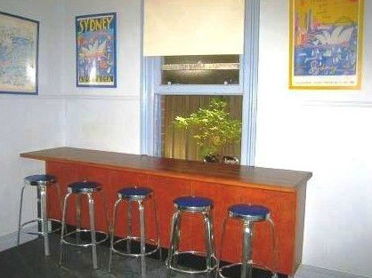 Blue Parrot Backpackers - Accommodation 4U 2