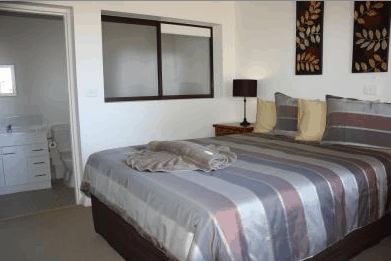 Bay View Holiday Village - Accommodation 4U