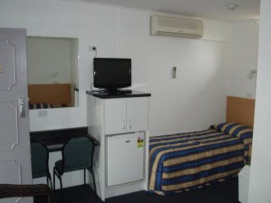 Tally Ho Motor Inn - Accommodation 4U 3