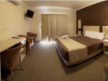 Warners At The Bay - Accommodation 4U 1