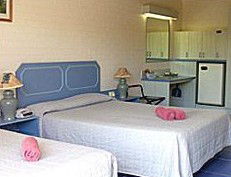 Harbour Royal Motel - Accommodation 4U 1