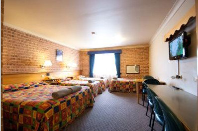 Blue Gum Motor Inn - Accommodation 4U 2