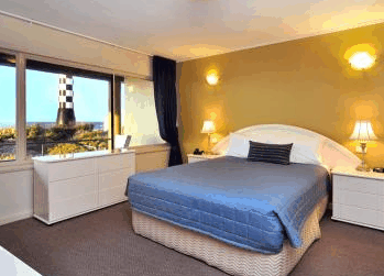 Lighthouse Beach Resort - Accommodation 4U 0