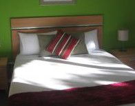 Oasis Holiday Resort - Accommodation 4U 1