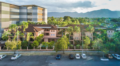 Central Plaza Apartments - Accommodation 4U 0