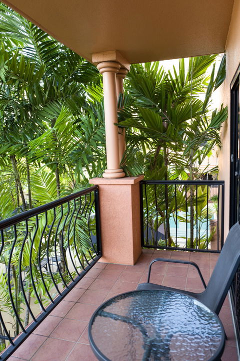 Central Plaza Apartments - Accommodation 4U 2