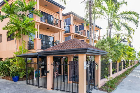 Central Plaza Apartments - Accommodation 4U 4