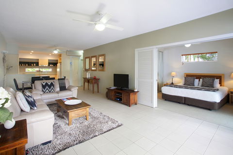 Verano Resort - Accommodation 4U 10