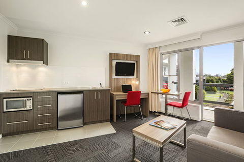 Quest On Doncaster - Accommodation 4U 5