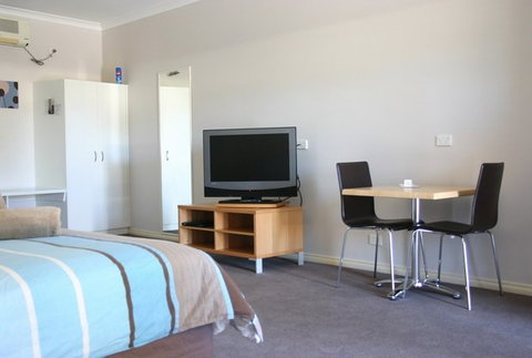 Sundowner Bendigo Golden Reef Motor Inn - Accommodation 4U 1