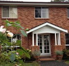 The White House Apartment - Accommodation 4U