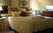 Hawks Nest Bed And Breakfast - Accommodation 4U 0