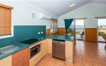 Cudgerie Little House - Accommodation 4U 1