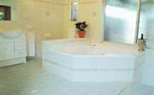 Manusu House And Cabin - Accommodation 4U 5