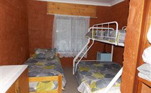 Pinegrove Cottage - Accommodation 4U 1