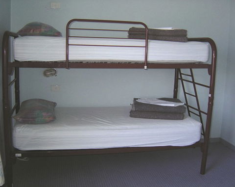 Albury-Wodonga YHA - Accommodation 4U 7