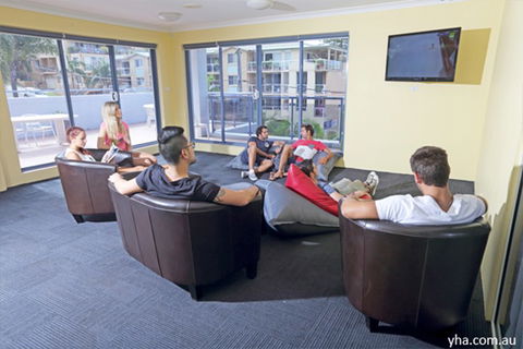Sydney, Collaroy Beachouse YHA - Accommodation 4U 8
