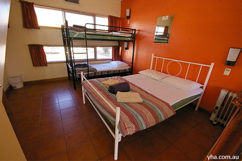 Alice Springs YHA - Accommodation 4U 1