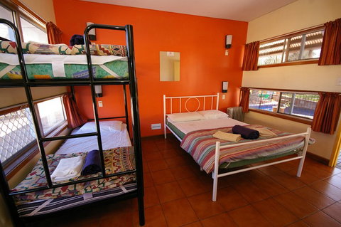 Alice Springs YHA - Accommodation 4U 7