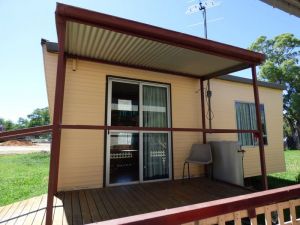 Manusu House And Cabin - Accommodation 4U 6