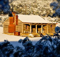 Moonbah Huts - Accommodation 4U