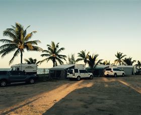 Rollingstone Beach Front Resort - Accommodation 4U 1